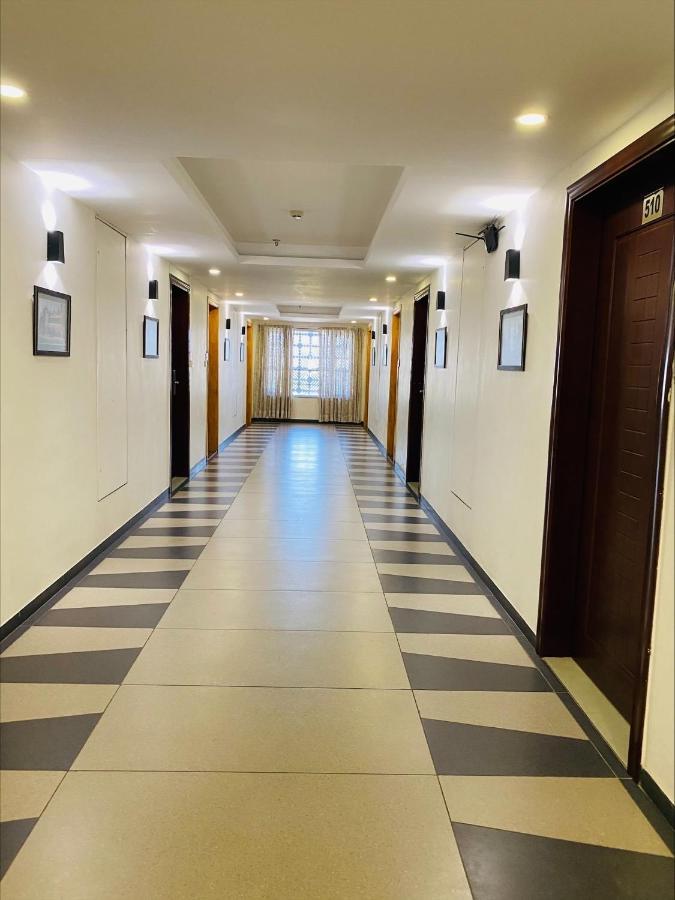 Apricot Hotel , Ahmedabad Exterior photo